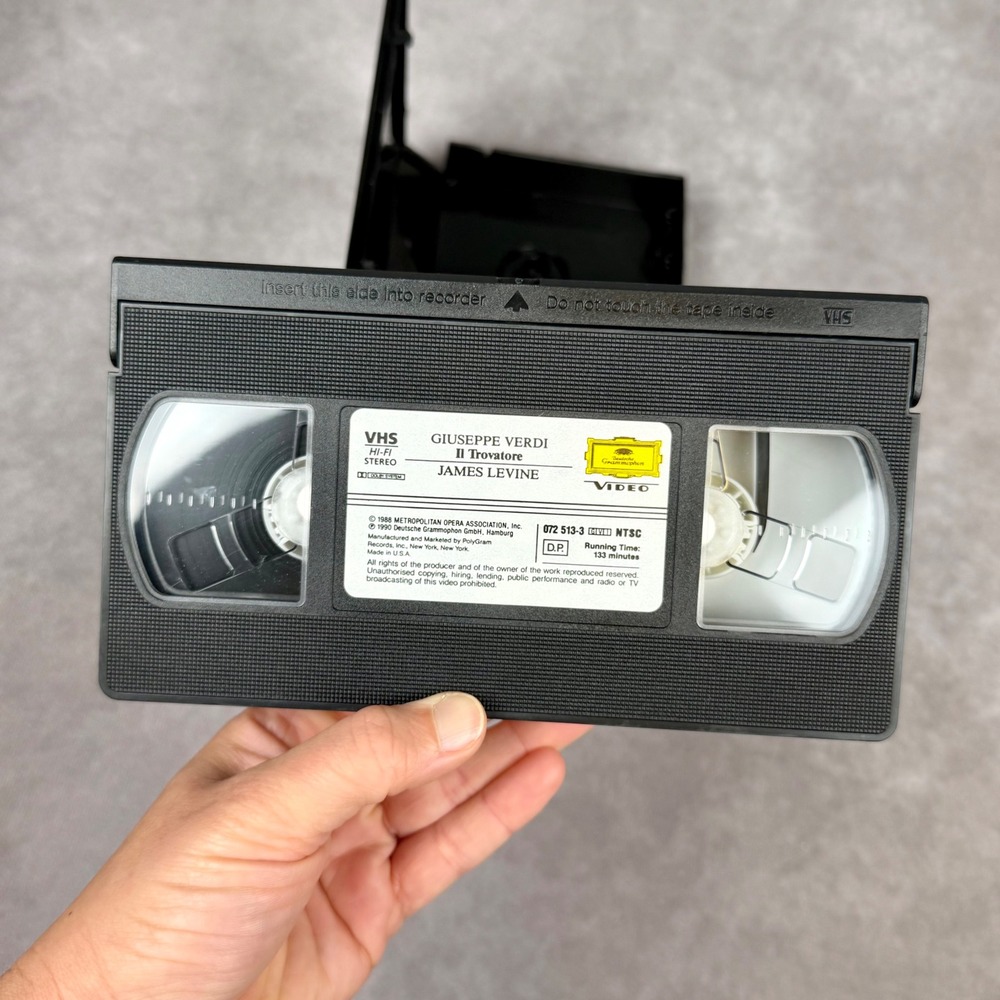 Verdi Il Trovatore VHS Pavarotti Marton Levine Metropolitan Opera Orchestra - Picture 6 of 8